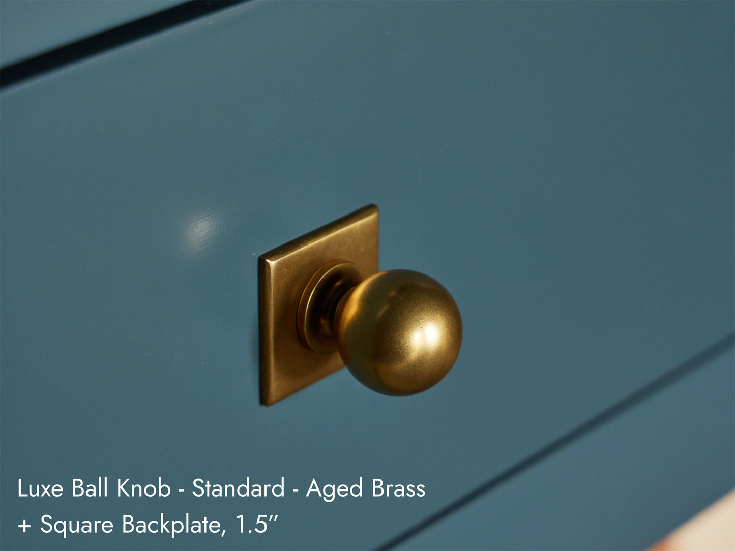 Luxe Ball Knob - Aged Brass (Lacquered)