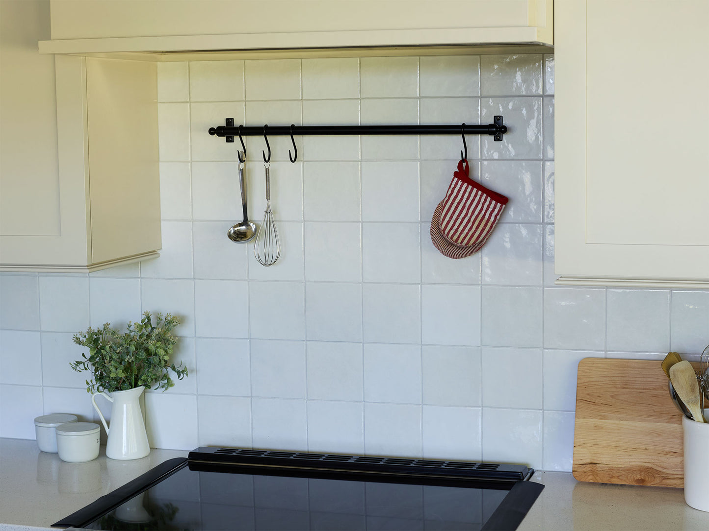 Campaign Hanging Rail