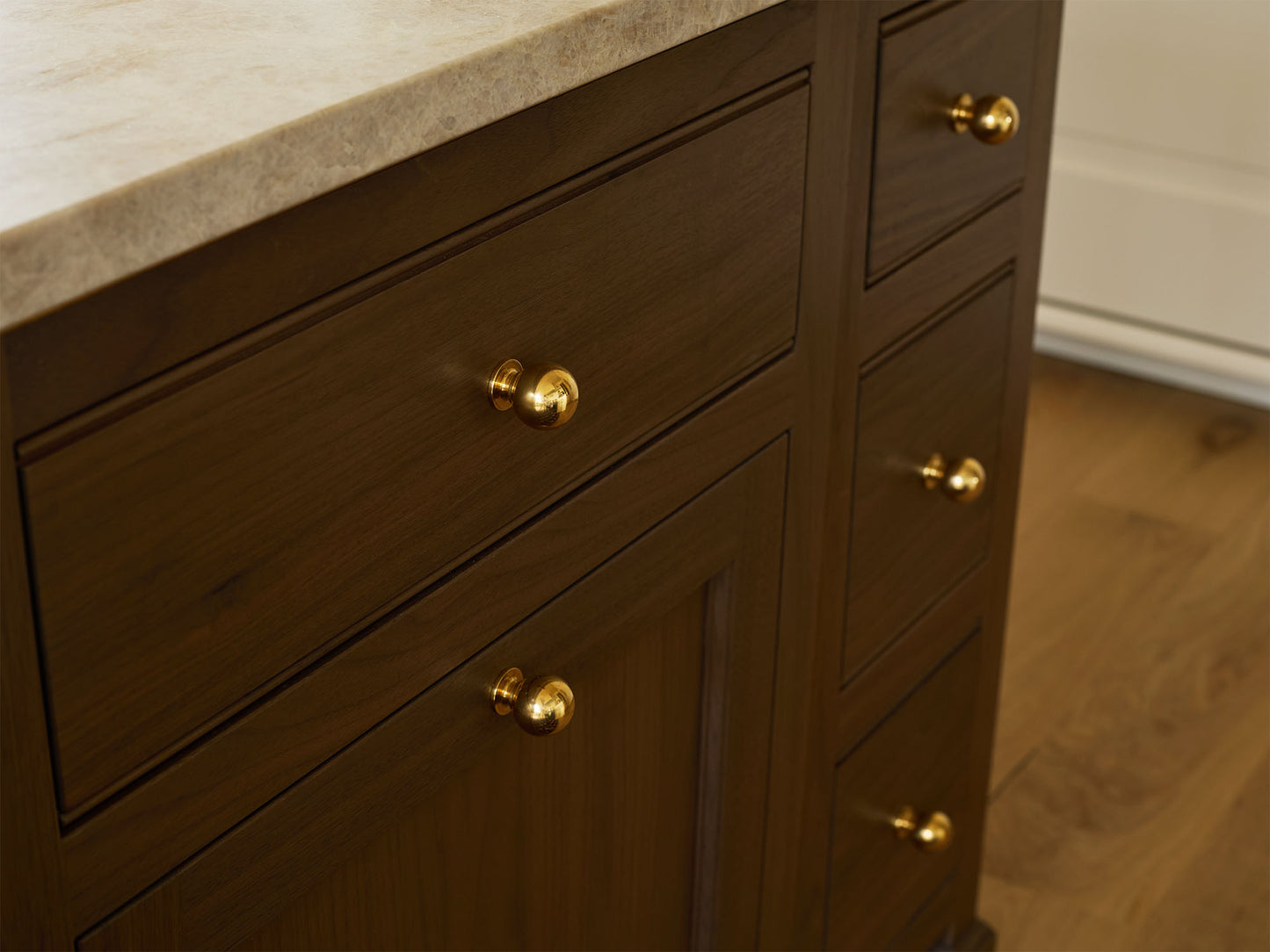 Luxe Ball Knob