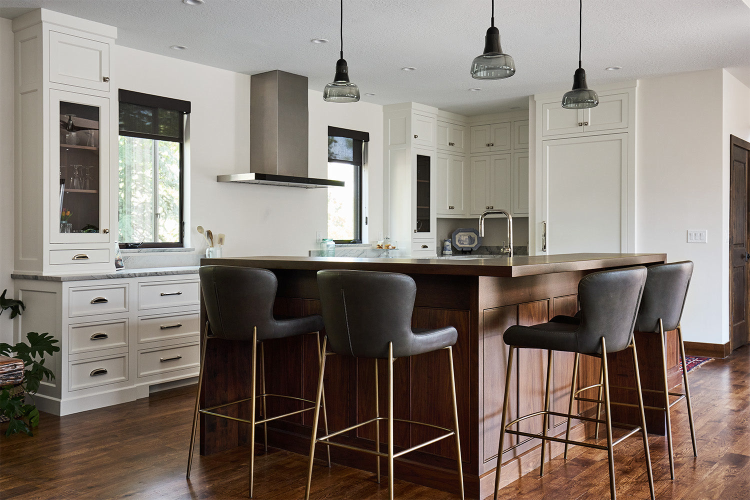 A Classic & Modern Kitchen
